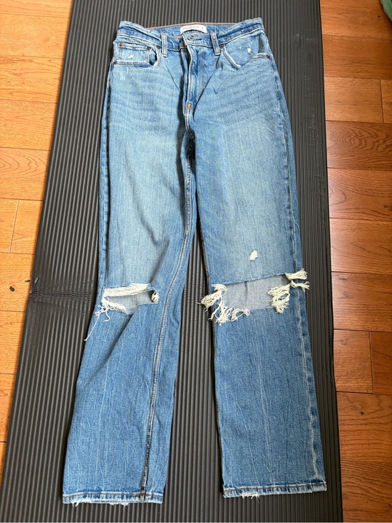 Abercrombie & Fitch Denim - Abercrombie & Fitch Ankle Straight Ultra High Rise - Distressed